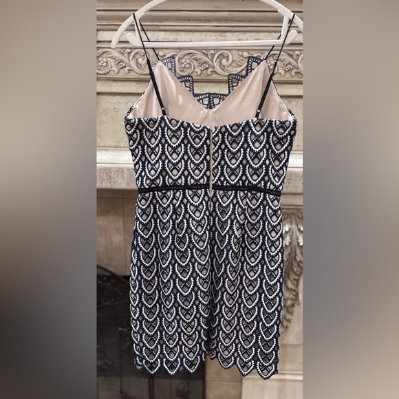 Navy Blue  Semi-Formal Dress Size Medium Brocade Minuet - Picture 5 of 12